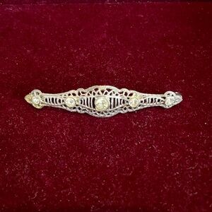 Art Deco Diamond Filigree Bar Pin